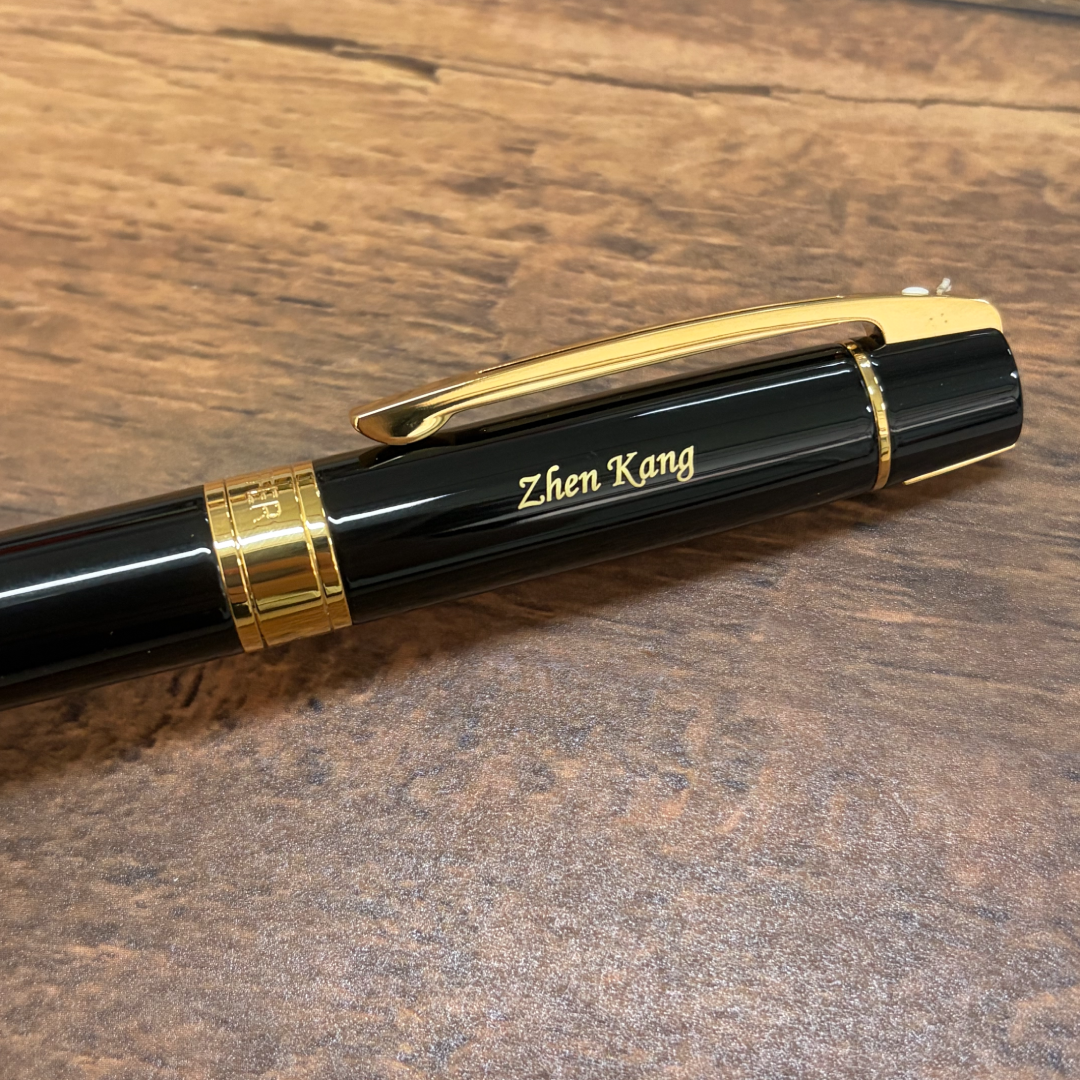 Personalised name engraving on Sheaffer 300 E9325 Glossy Black with Gold Trims Ballpoint Pen