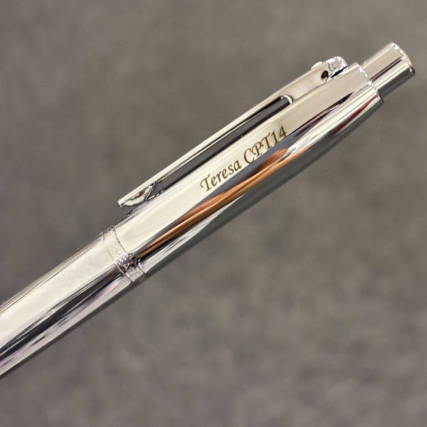 将图片加载到图库查看器，Personalized Name Engraving On Sheaffer VFM E9421 Ballpoint Pen - Polished Chrome with Chrome Plated Trims
