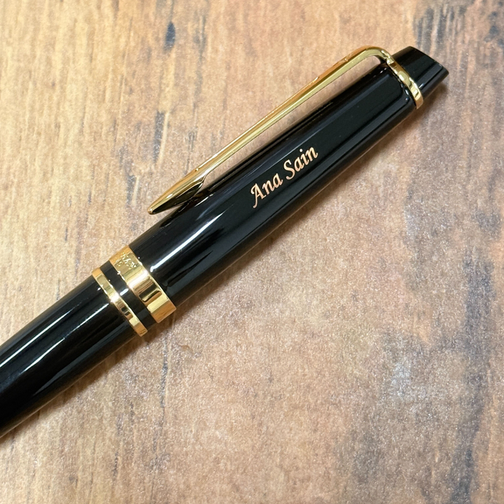 Personalized-name-embossing-on-waterman-expert3-laque-black-gt-ballpoint-pen