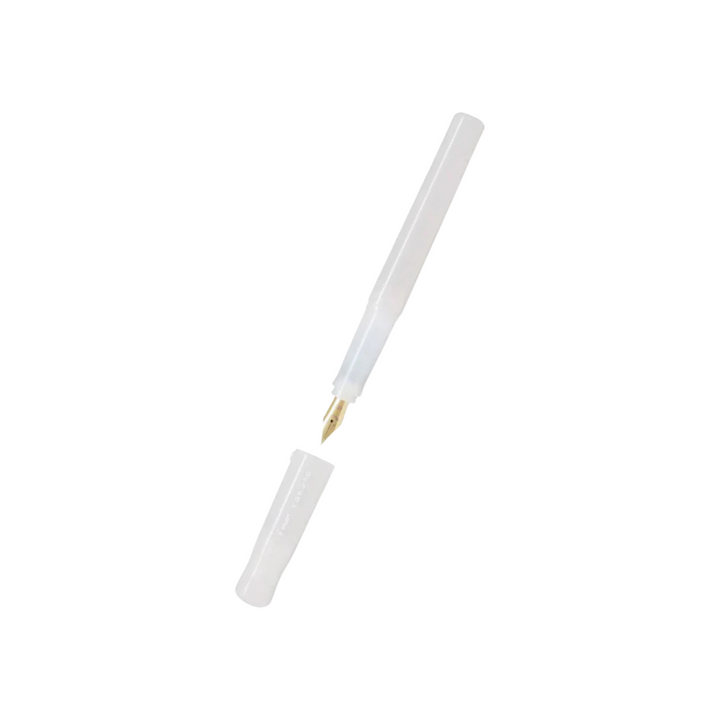 Pilot Kakuno Fountain Pen - Madoromi Ivory — capped