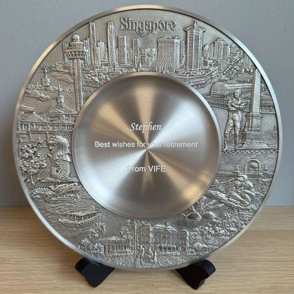Load image into Gallery viewer, Royal Selangor Singapore Scenes Plates
