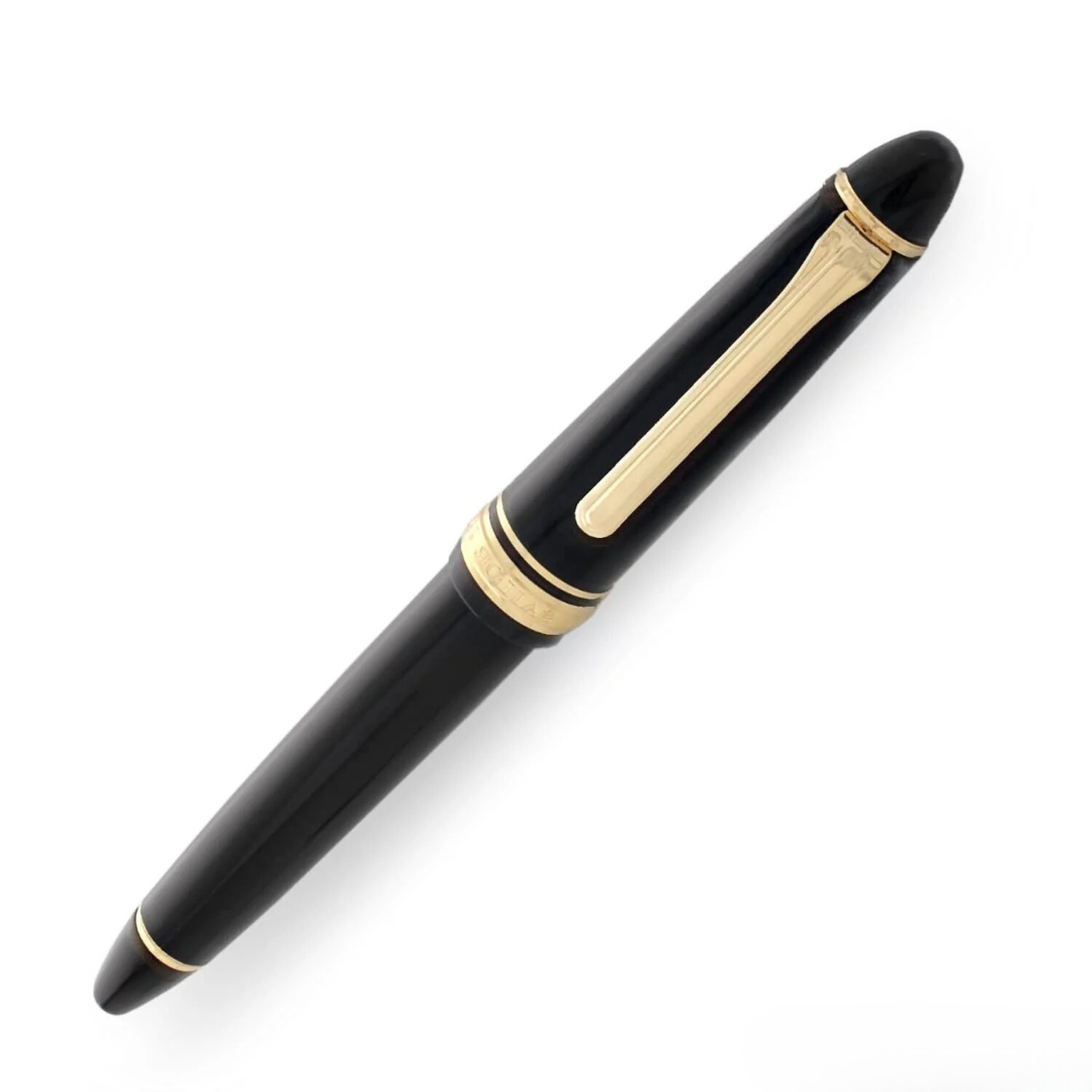 Sailor 1911S 14k Nib Fountain Pen - Black with Gold Accent [Pre-Order]