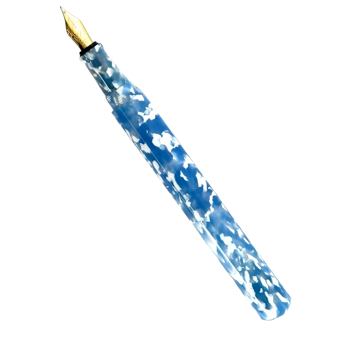Onishi Hand Made POCKET Fountain Pen (NEW!) - Sora Blue — with packaging