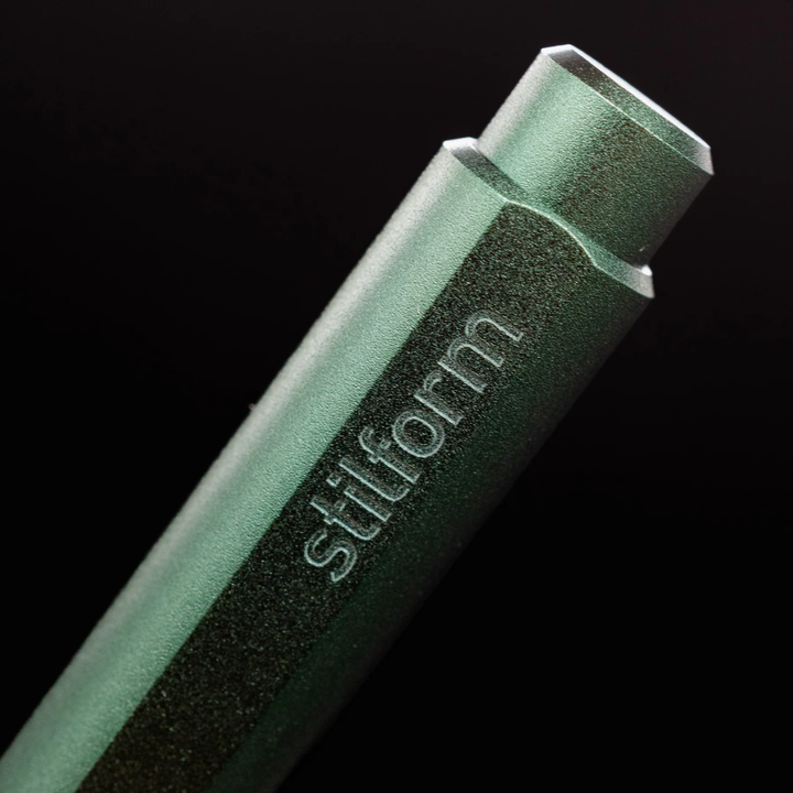 Stilform Flow Rollerball Pen - Aurora Green — detail view