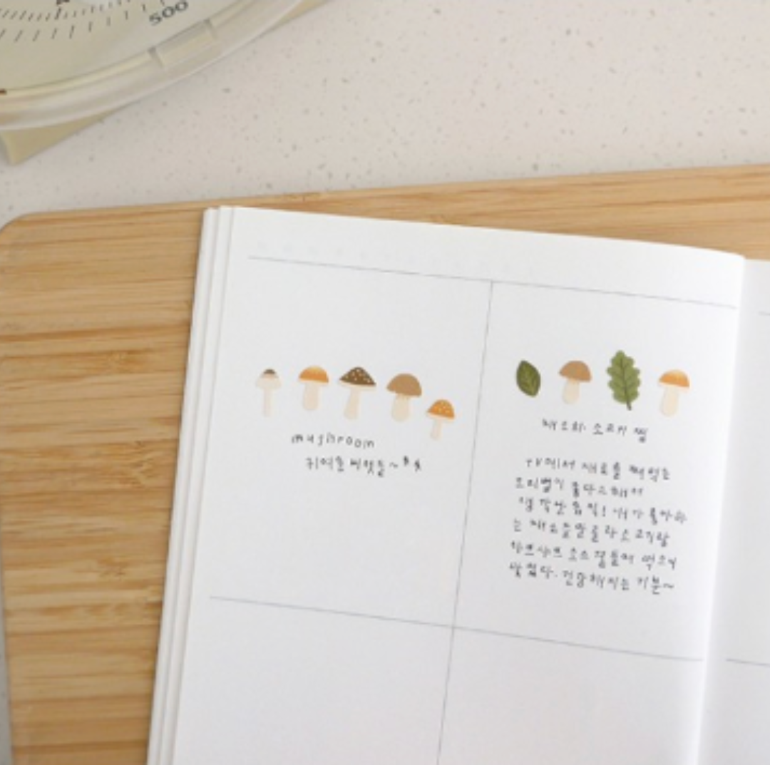 Suatelier Daily Deco Sticker - Little Forest — in use