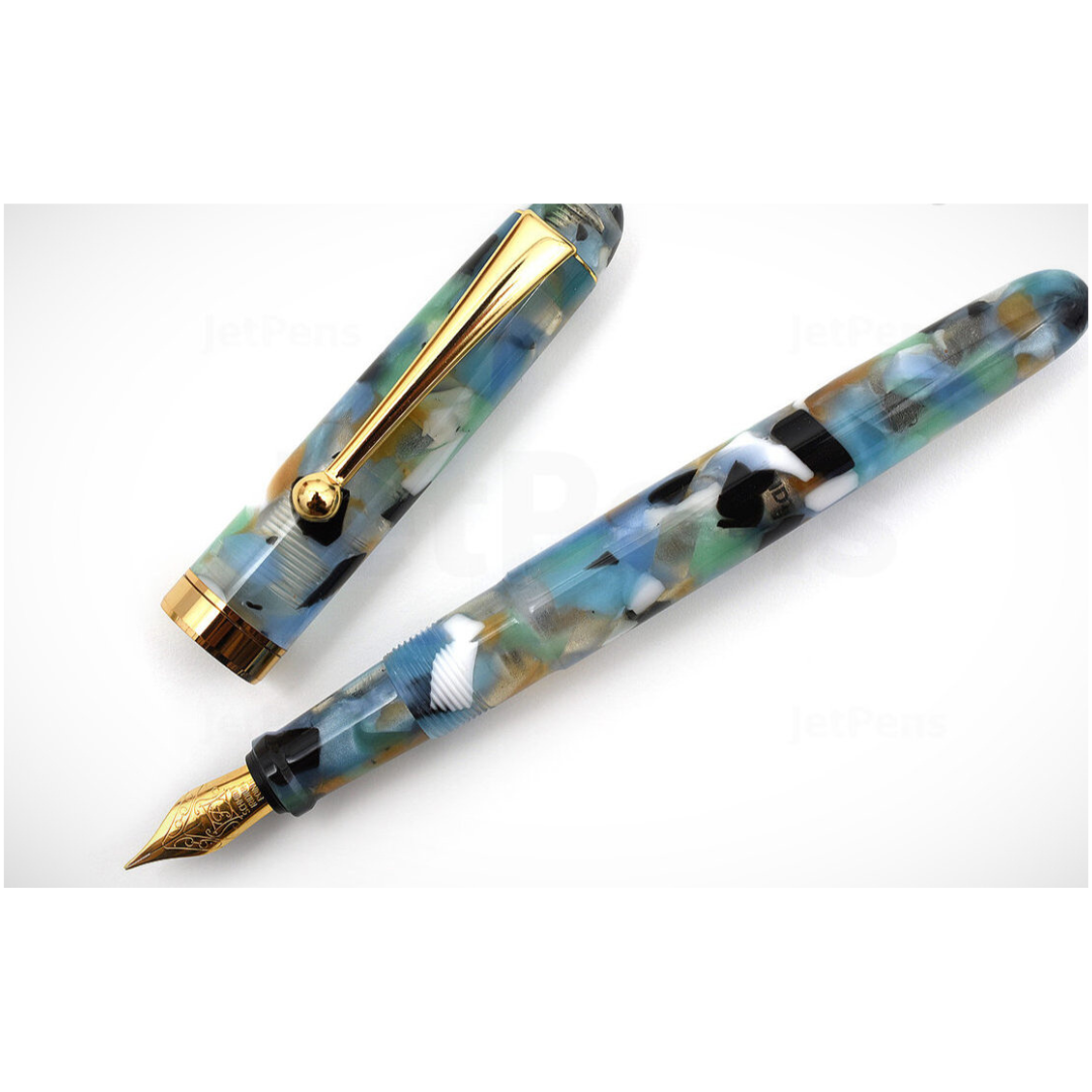 Onishi Hand Made Fountain Pen-Standard Schmidt Steel - Summer Creek — nib close-up