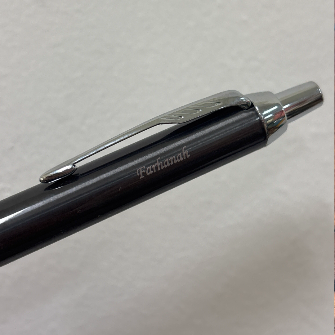 Custom Pen Engraving – Personalised Name Engraving on Parker IM Dark Espresso CT Ballpoint Pen Gift Set at Cityluxe WorkRoom