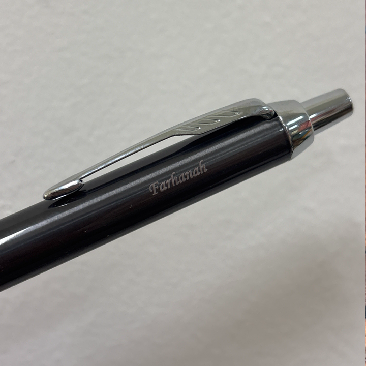 Custom Pen Engraving – Personalised Name Engraving on Parker IM Dark Espresso CT Ballpoint Pen Gift Set at Cityluxe WorkRoom