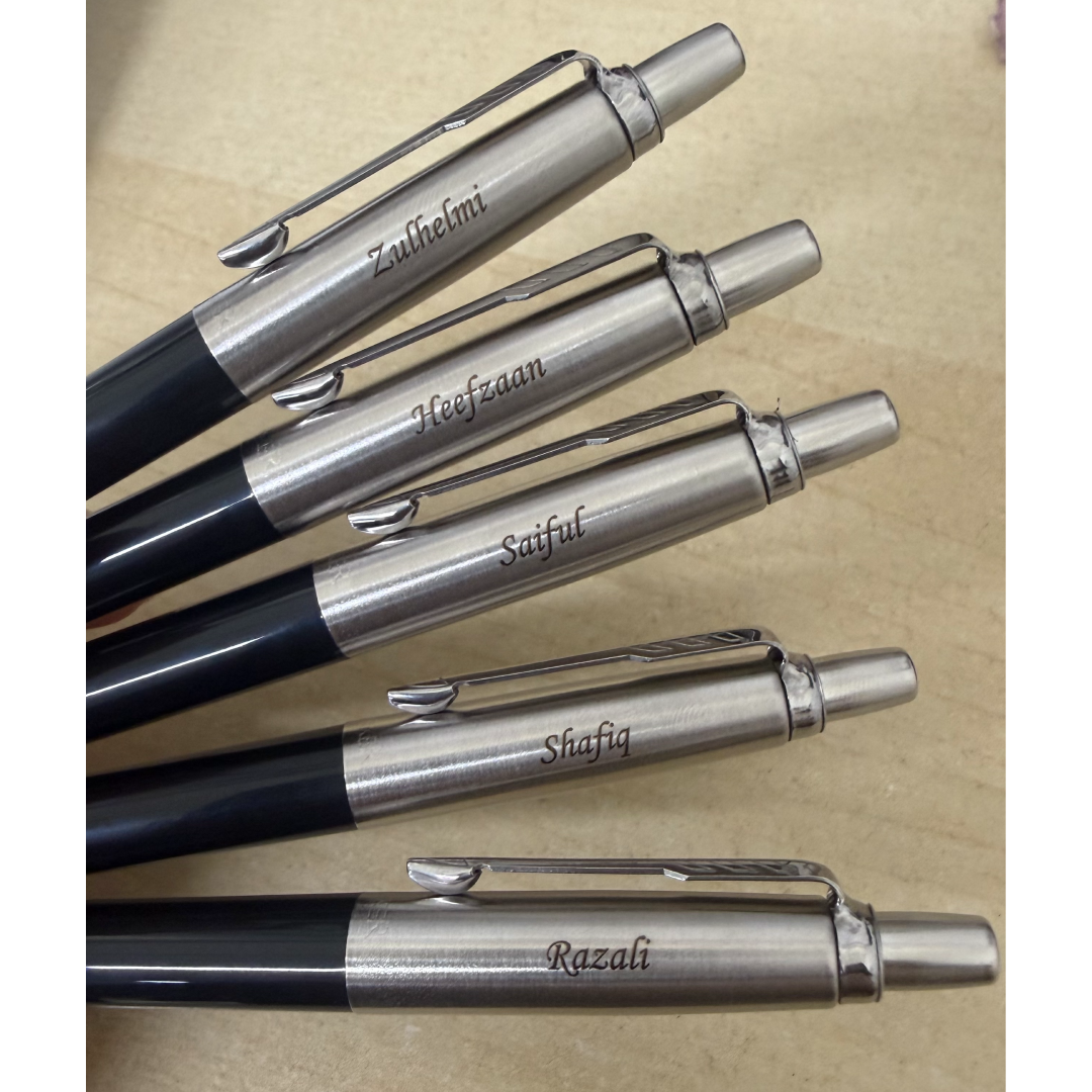 Custom Pen Engraving – Personalised Name Engraving on Parker Jotter Special Black Ballpoint Pen at Cityluxe WorkRoom