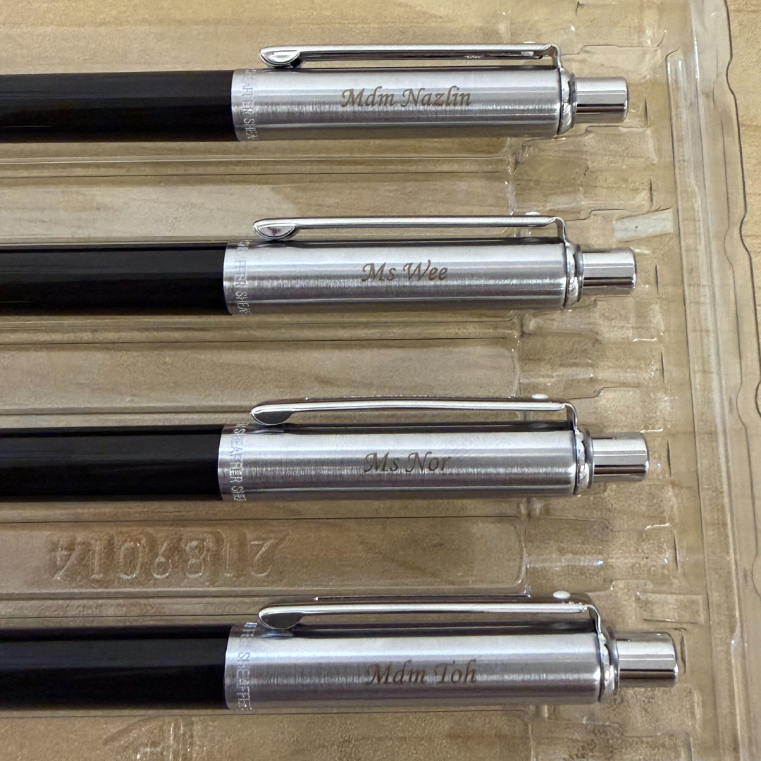 Custom Pen Engraving – Personalised Name Engraving on Sheaffer Sentinel Metal 332 Glossy Black Barrel and Brushed Chrome Ballpoint Pen with Chrome Trims at Cityluxe WorkRoom