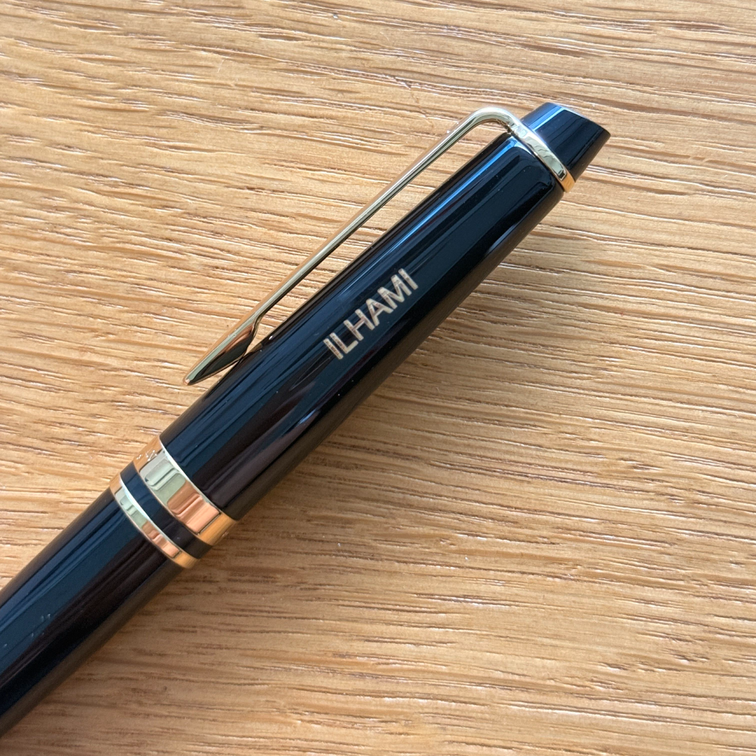 Custom Pen Engraving – Personalised Name Engraving on Waterman Expert3 Laque Black GT Ballpoint Pen at Cityluxe WorkRoom