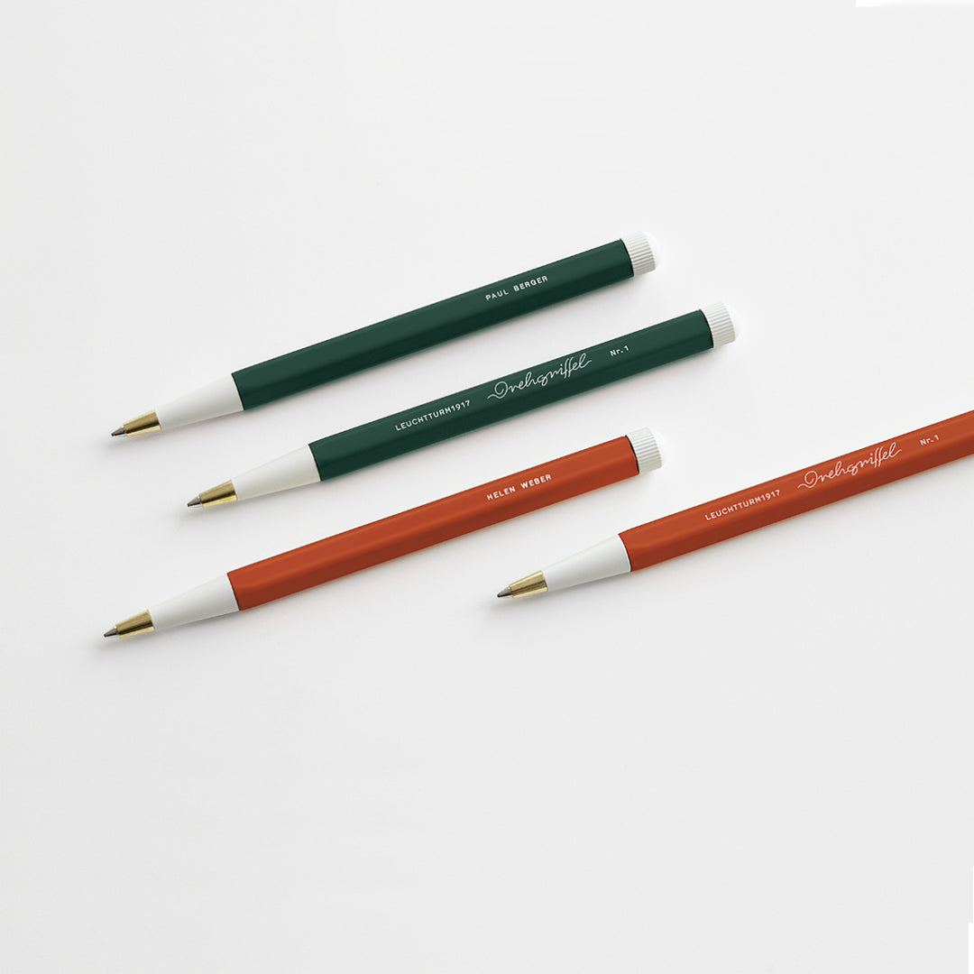 Leuchtturm1917 Natural Colours Drehgriffel Nr. 1 Ballpoint Pen - Forest Green — barrel detail
