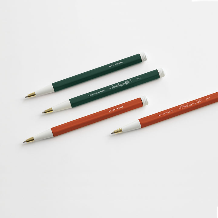 Leuchtturm1917 Natural Colours Drehgriffel Nr. 1 Ballpoint Pen - Forest Green — barrel detail