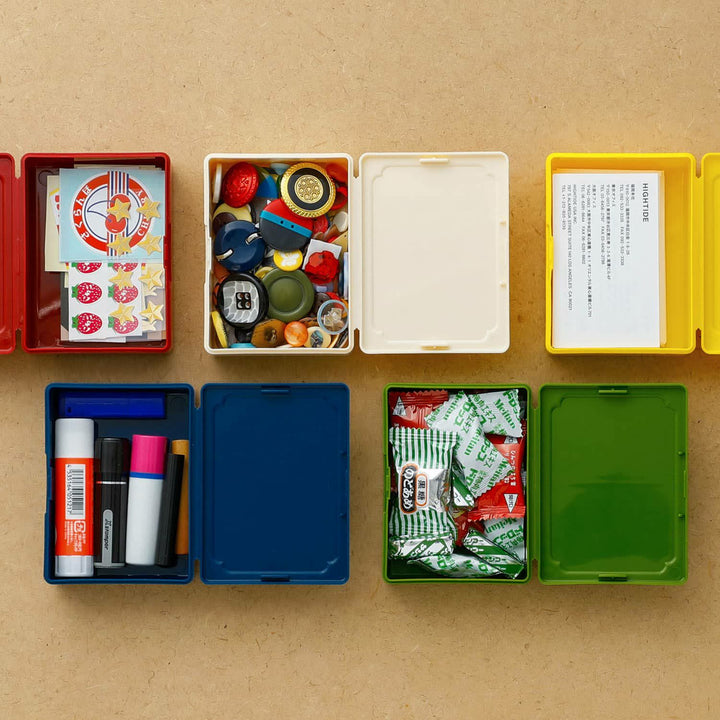 A cute, retro-inspired mini toolbox that helps you organize small essentials in style—perfect for desks, bags, and on-the-go storage.