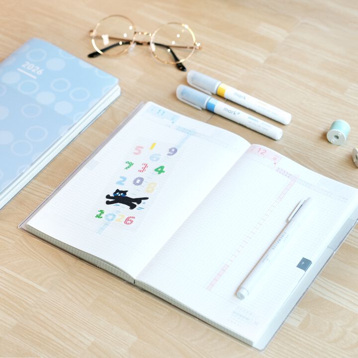 Jibun Techo DAYs! Mini 2026 B6 Slim Diary featuring ultra-thin paper, innovative 24-hour timelines, and a soft-touch cover, it’s designed for seamless organization and portability.