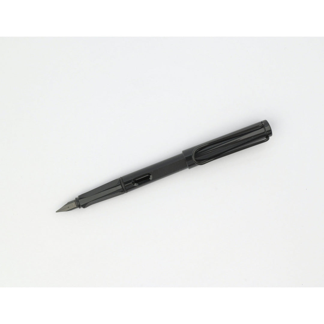 LAMY Safari Fountain Pen Meteorite special edition 2026 - uncapped, angled view