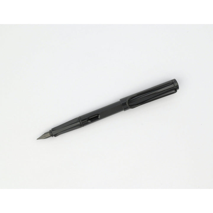 LAMY Safari Fountain Pen Meteorite special edition 2026 - uncapped, angled view