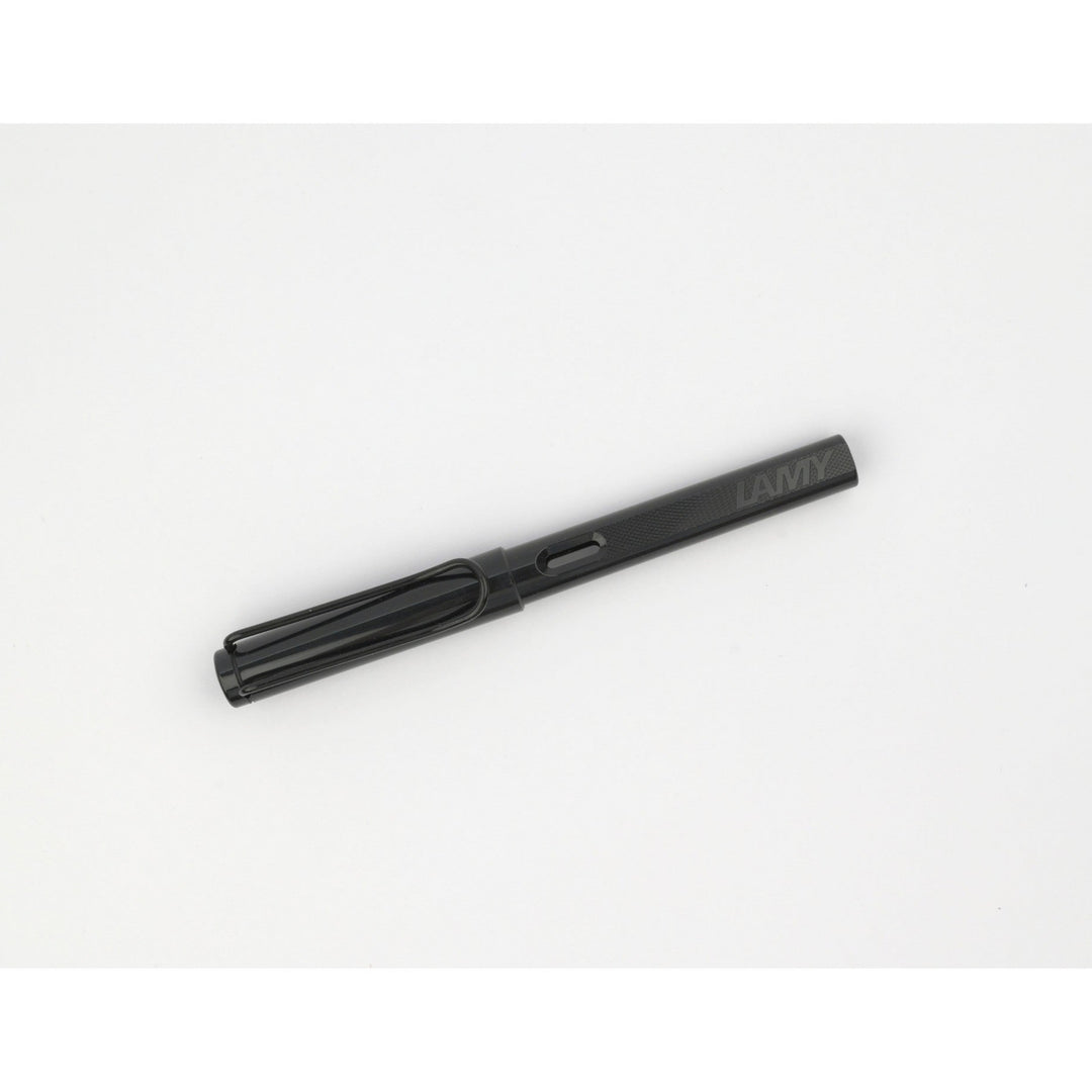 LAMY Safari Fountain Pen Meteorite special edition 2026 - capped, angled view