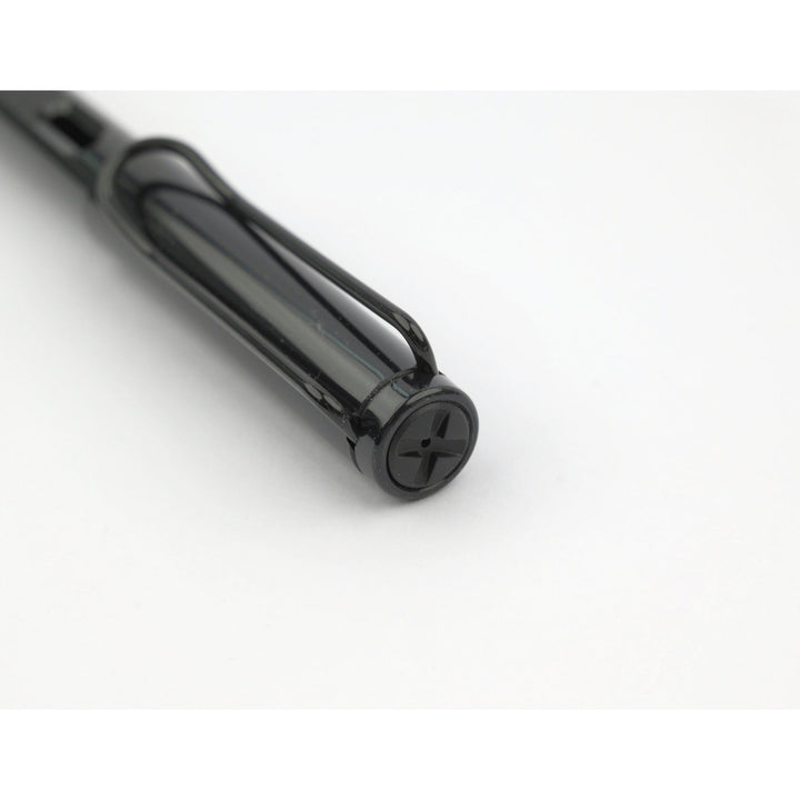 LAMY Safari Fountain Pen Meteorite special edition 2026 - close-up of the cap end and clip