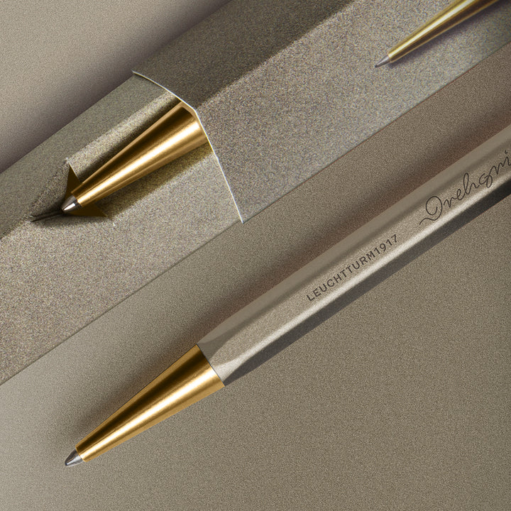 Leuchtturm1917 Silk Edition Drehgriffel Nr. 1 Ballpoint Pen - Smoke