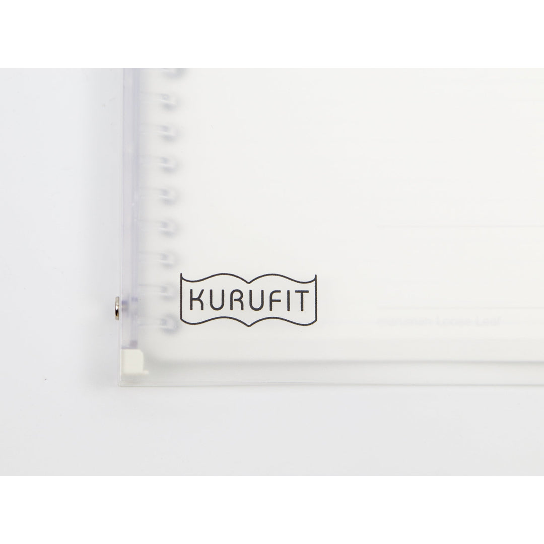 Maruman Kurufit B5 binder in clear, close-up of the Kurufit logo on the cover