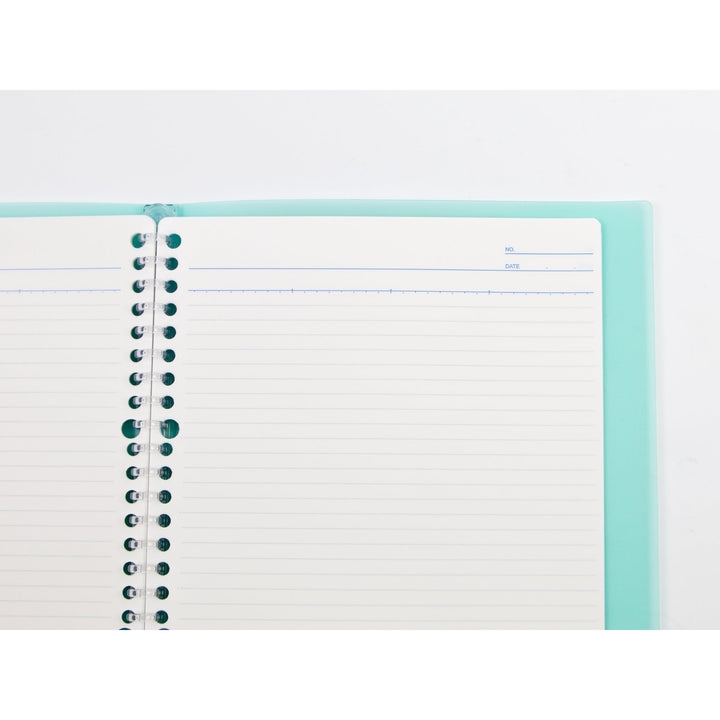 Maruman Kurufit B5 binder in light blue, shown open with ruled loose leaf paper on the rings