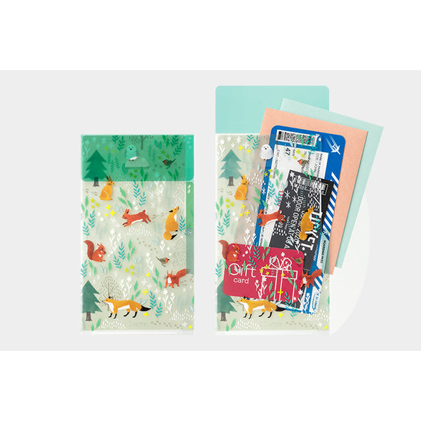 Midori A5 Slim 3 Pockets Clear Folder with Flap - Nordic Animals – detail view