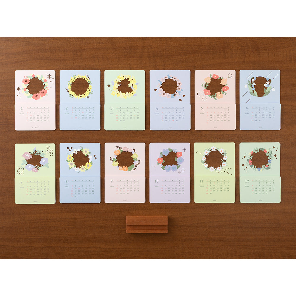 Midori Calendar Laser Processing 2026 - Flowers — in use