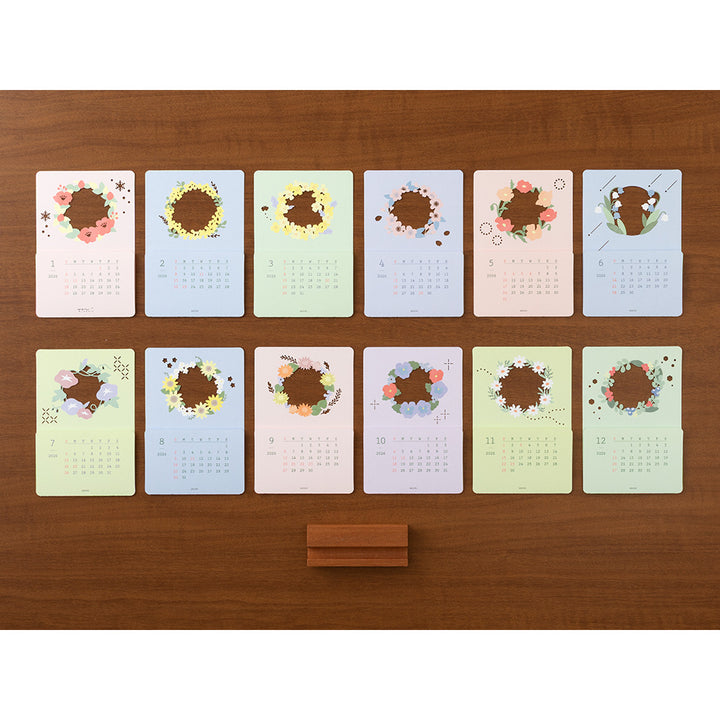 Midori Calendar Laser Processing 2026 - Flowers — in use