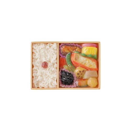 Midori Miniature Magnet - Makunouchi Bento — front view