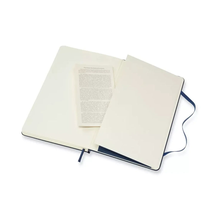 Moleskine Classic Large dotted hardcover notebook in Sapphire Blue, 13 x 21 cm – photo 5