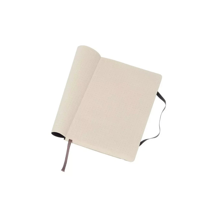 Moleskine Classic Large dotted softcover notebook in Black, 13 x 21 cm – photo 4