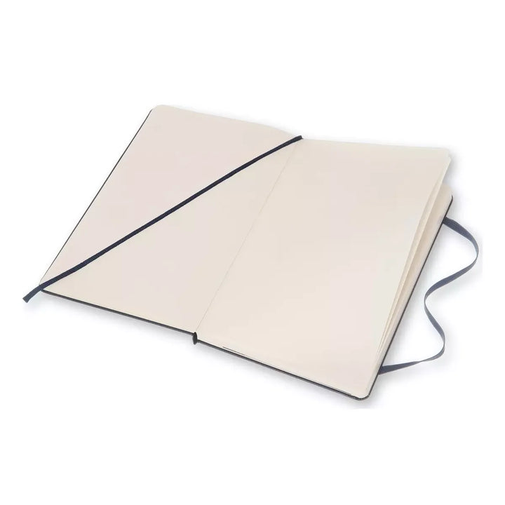 Moleskine Classic Large plain hardcover notebook in Sapphire Blue, 13 x 21 cm – photo 4