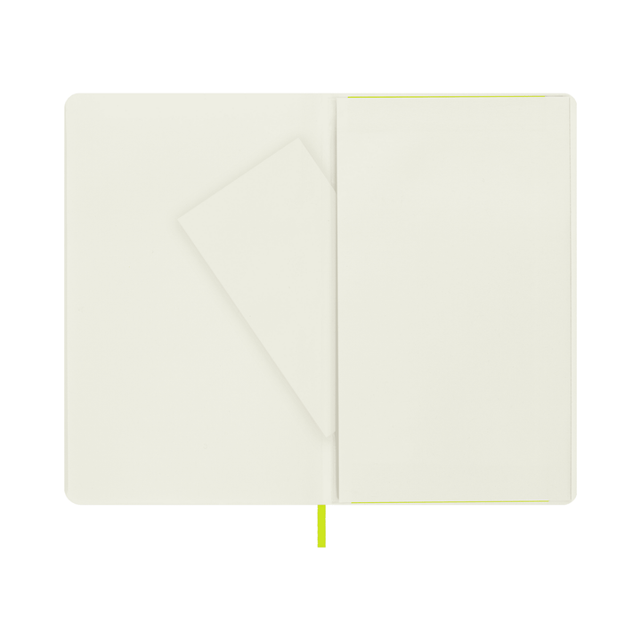 Moleskine Classic Large plain softcover notebook in Lemon Green, 13 x 21 cm – photo 9