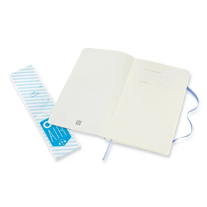 Moleskine Classic Large ruled softcover notebook in Hydrangea Blue, 13 x 21 cm – photo 3