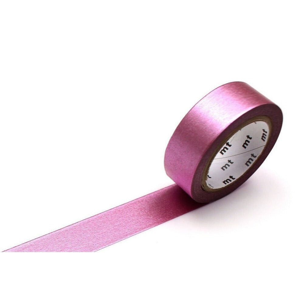 MT Basic washi tape bright pink 7m, close-up of the metallic roll