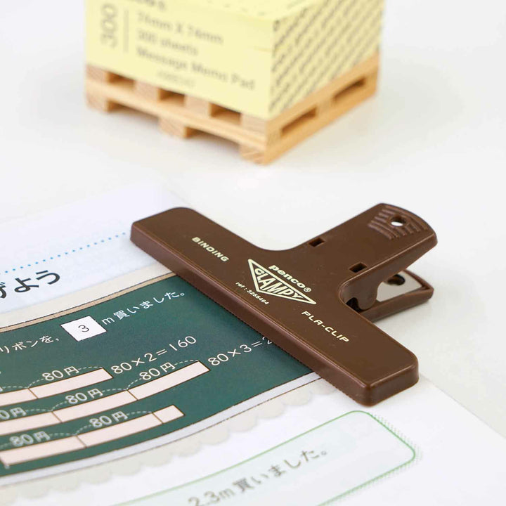 Penco Plastic Clampy Pla-Clip Brown binder clip