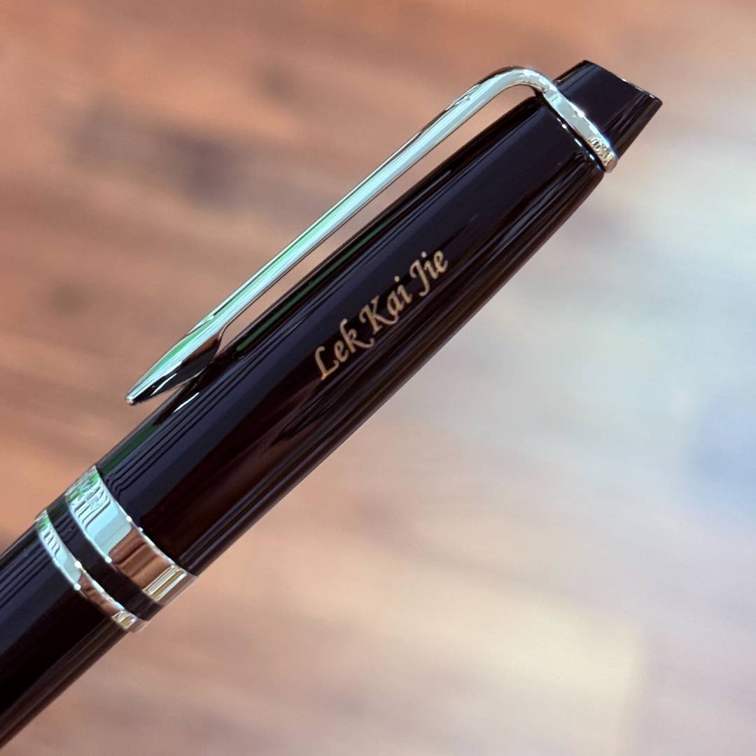 Personalized Name Engraving On Waterman Expert3 Laque Black CT Rollerball Pen