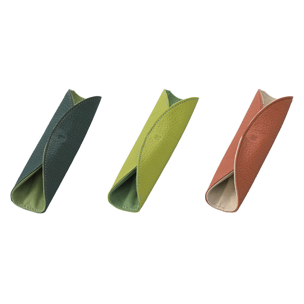 Pilot Chanomegumi pen sheath in deep green, light green and roasted tea brown