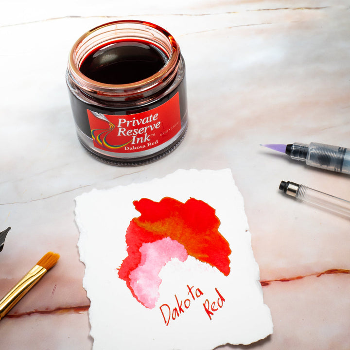 Private Reserve 60ml Ink Bottle Dakota Red – detail view