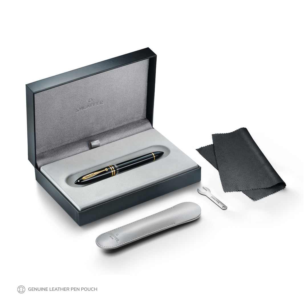 Sheaffer Balance III E893 fountain pen in its Sheaffer gift box with grey leather pen sleeve, cleaning cloth and piston spanner