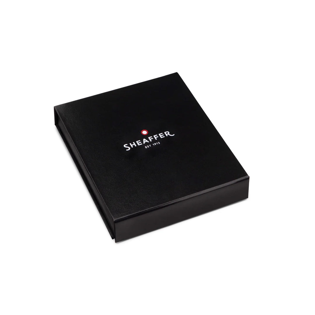 Sheaffer 300 9347 Engraved Black Rollerball Pen with Chrome Cap and Gold Trims Gift Set With Credit Card Holder — Sheaffer rollerball pen — fluid gel ink writing instrument, at Cityluxe Singapore