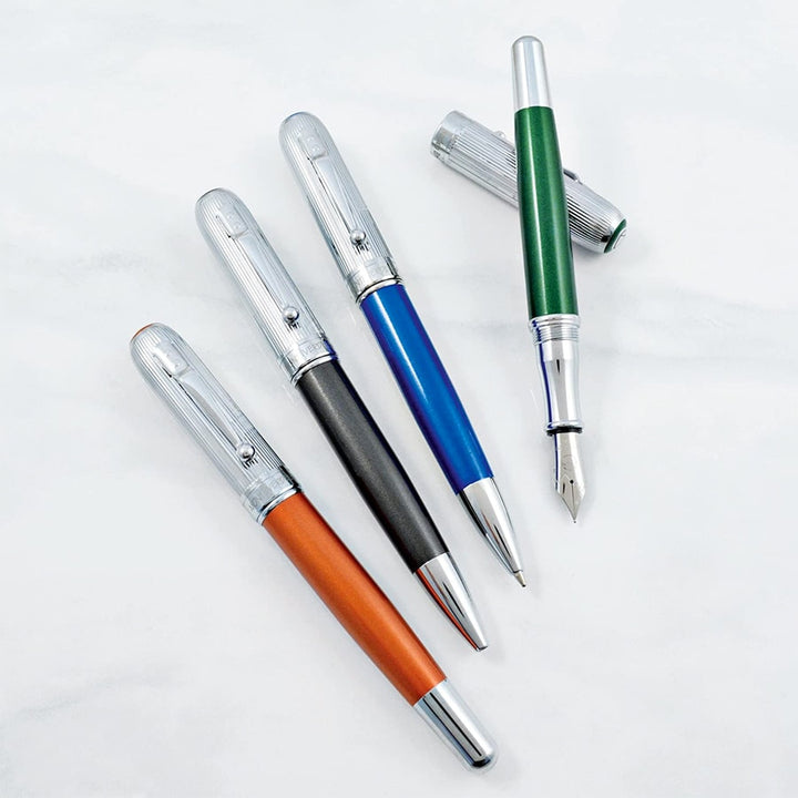 Monteverde Rodeo Drive Fountain Pen Metallic Black Chrome — flat lay