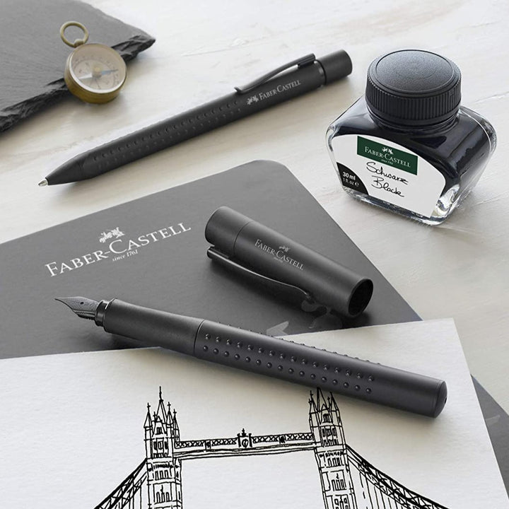 Faber-Castell Grip Edition Fountain Pen All Black (FPD 2024) — barrel detail