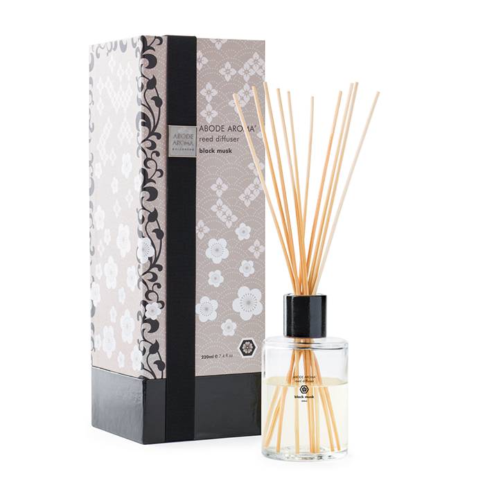 Abode Aroma Kimono Diffuser Black Musk — front view