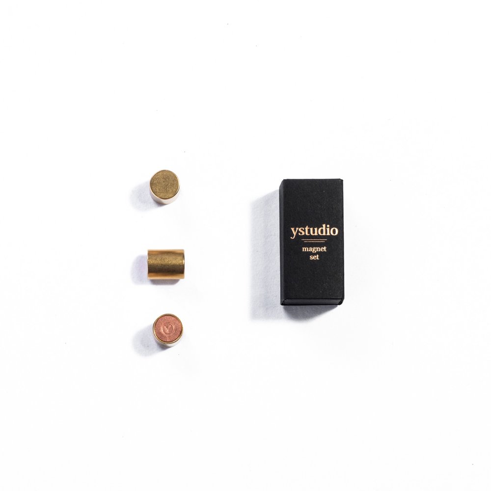 Ystudio Classic Magnet Set — in use