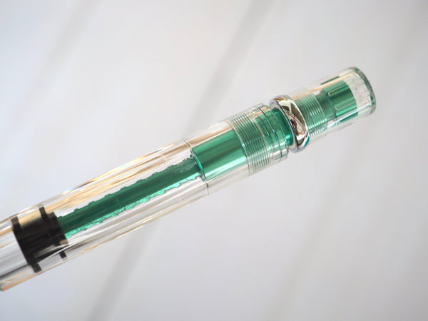 Load image into Gallery viewer, TWSBI Diamond 580AL Fountain Pen Emerald Green, TWSBI, Fountain Pen, twsbi-diamond-580al-fountain-pen-emerald-green, Bullet Journalist, can be engraved, Clear, demonstrator, Green, Pen Lovers, TWSBI Diamond 580, Cityluxe

