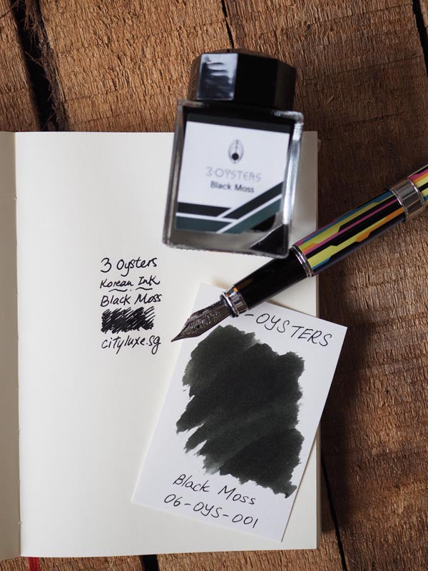 3 Oysters Delicious 38ml Ink Bottle Black Moss — size reference