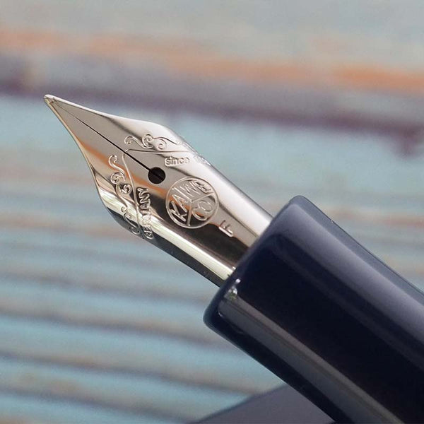 Load image into Gallery viewer, Kaweco Art Sport Fountain Pen Dark Blue Limited Edition 2018 Silver, Kaweco, Fountain Pen, kaweco-art-sport-fountain-pen-dark-blue-limited-edition-2018-silver-extra-fine, Blue, Bullet Journalist, can be engraved, fp day 2021, Kaweco Sport, Pen Lovers, Cityluxe
