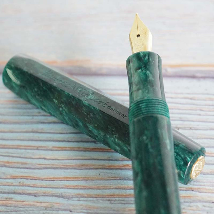 Kaweco Art Sport Fountain Pen Metallic Green Limited Edition 2018, Kaweco, Fountain Pen, kaweco-art-sport-fountain-pen-metallic-green-limited-edition-2018, Bullet Journalist, can be engraved, fp day 2021, Green, Kaweco Sport, Metallic Green, Pen Lovers, Cityluxe